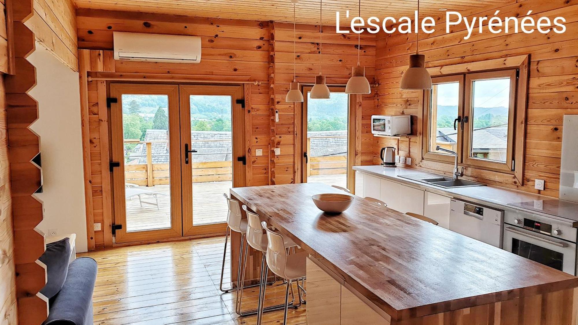 Le Chalet jacuzzi et Détente 4 Étoiles Bagnères-de-Bigorre Extérieur photo